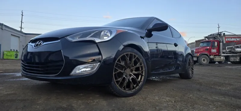 2015 Hyundai Veloster build by Midnight Tire & Wheel